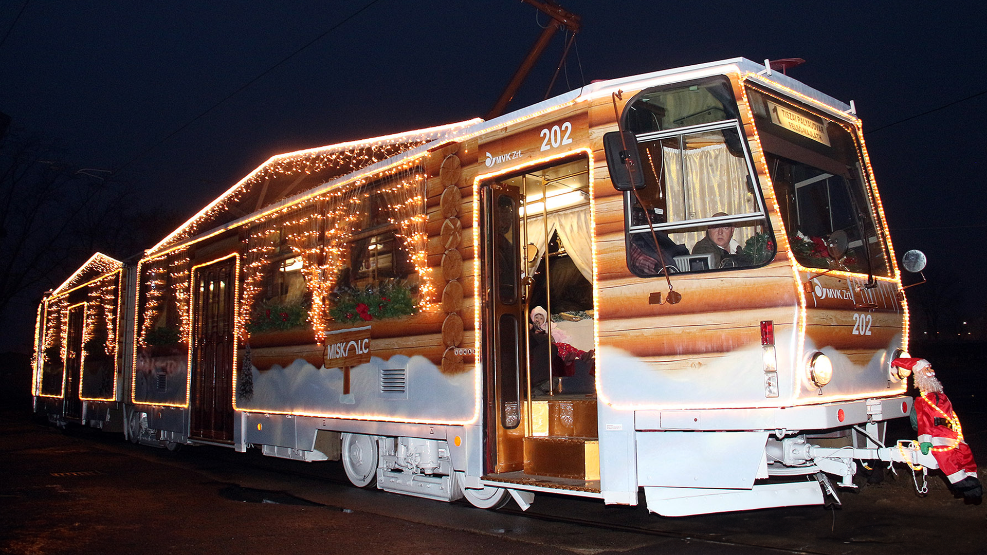 Adventi villamos 2016