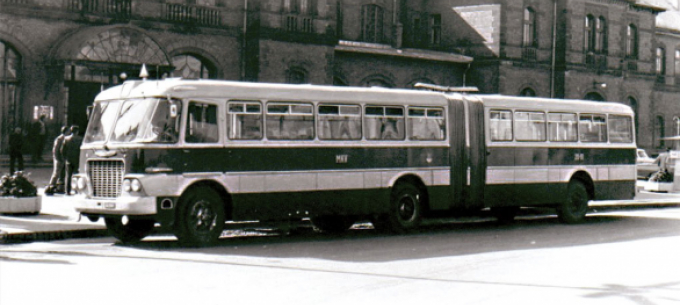 Autóbusz-közlekedés története